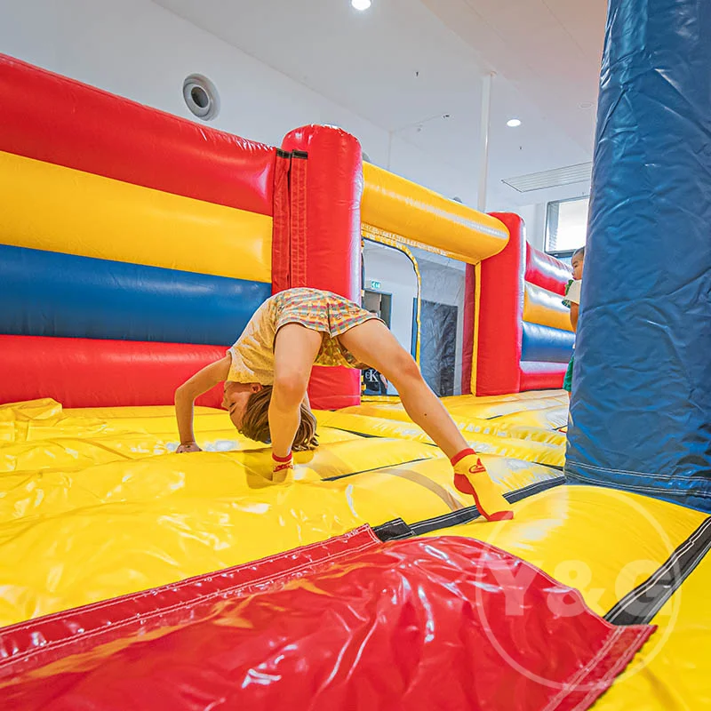 Y&G Giant jump park adults and children indoor attraction amusement park jungle inflatable trampoline park
