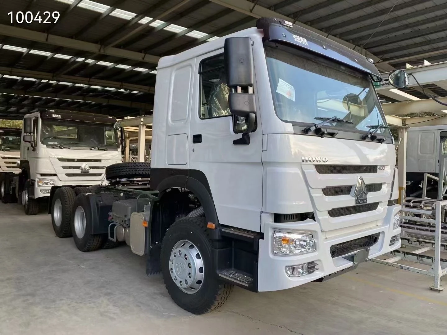 Дешевая заводская цена новые подержанные 80 тонн 50 Sinotruk Howo 6x4 тягачи