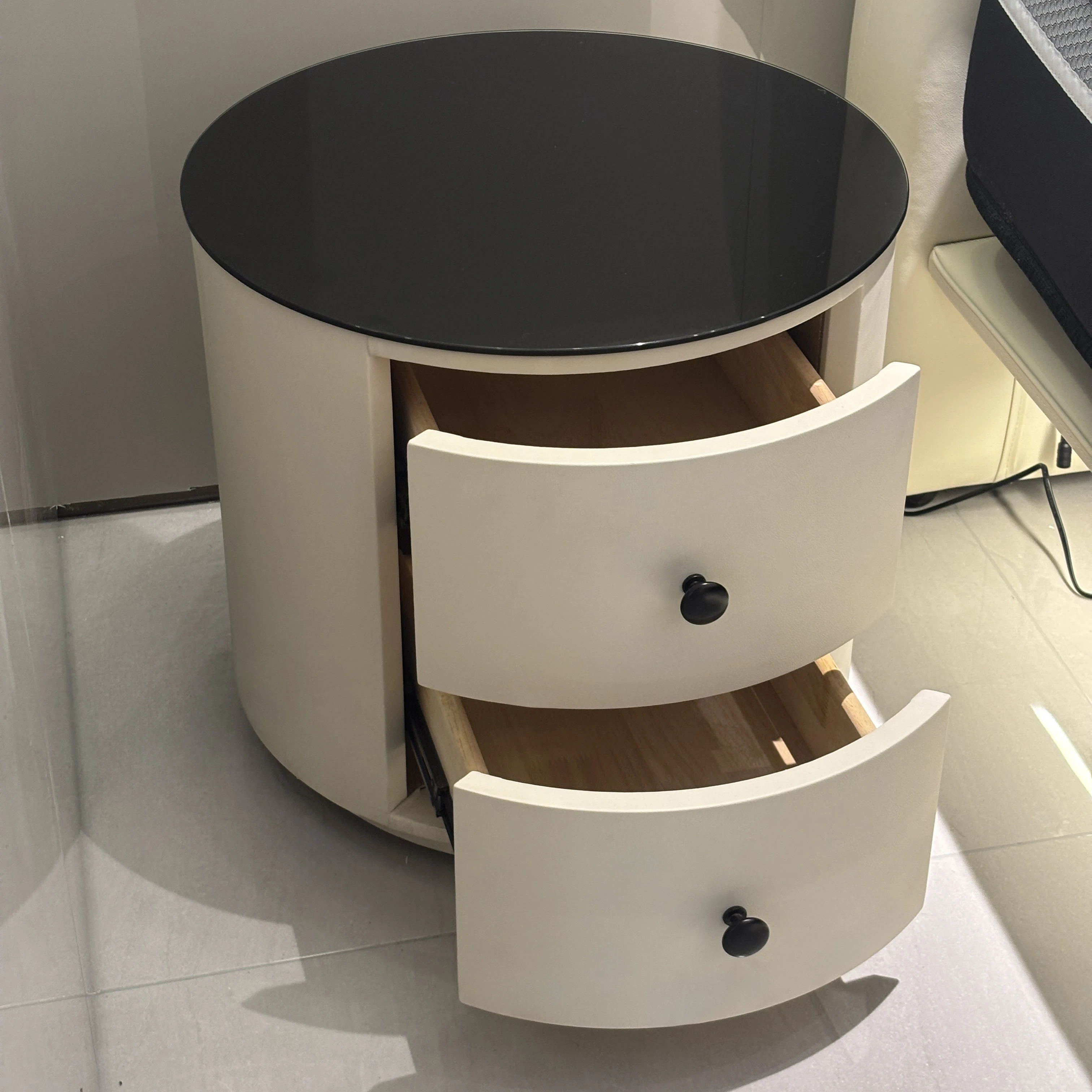 Modern Luxury Leather Wood Nightstand Mirrored Bedside Table Extendable Drawers Home Furniture Apartment Use