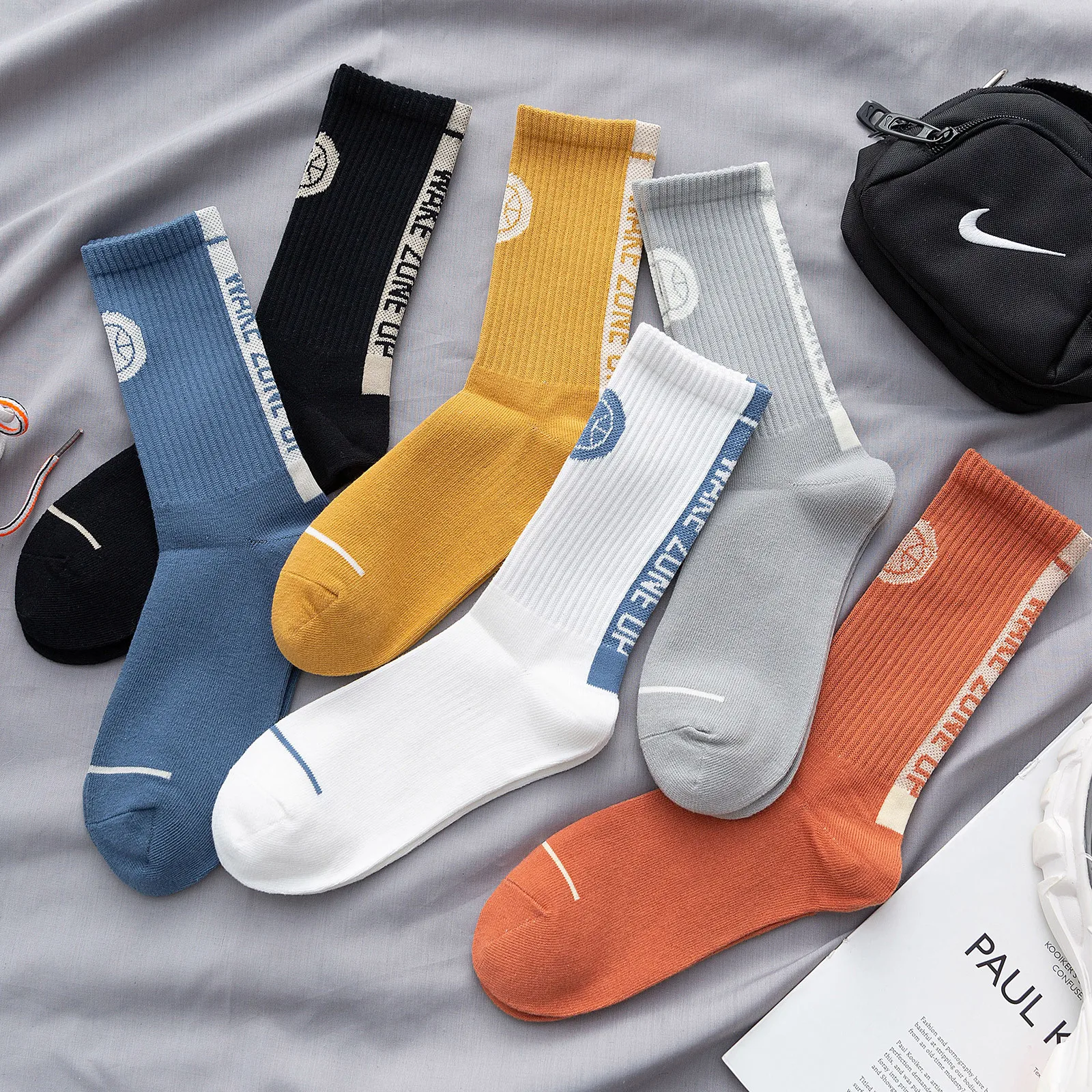 Top quality funny fashion sports socks new design custom women wholesale custom men knitted socks for unisex