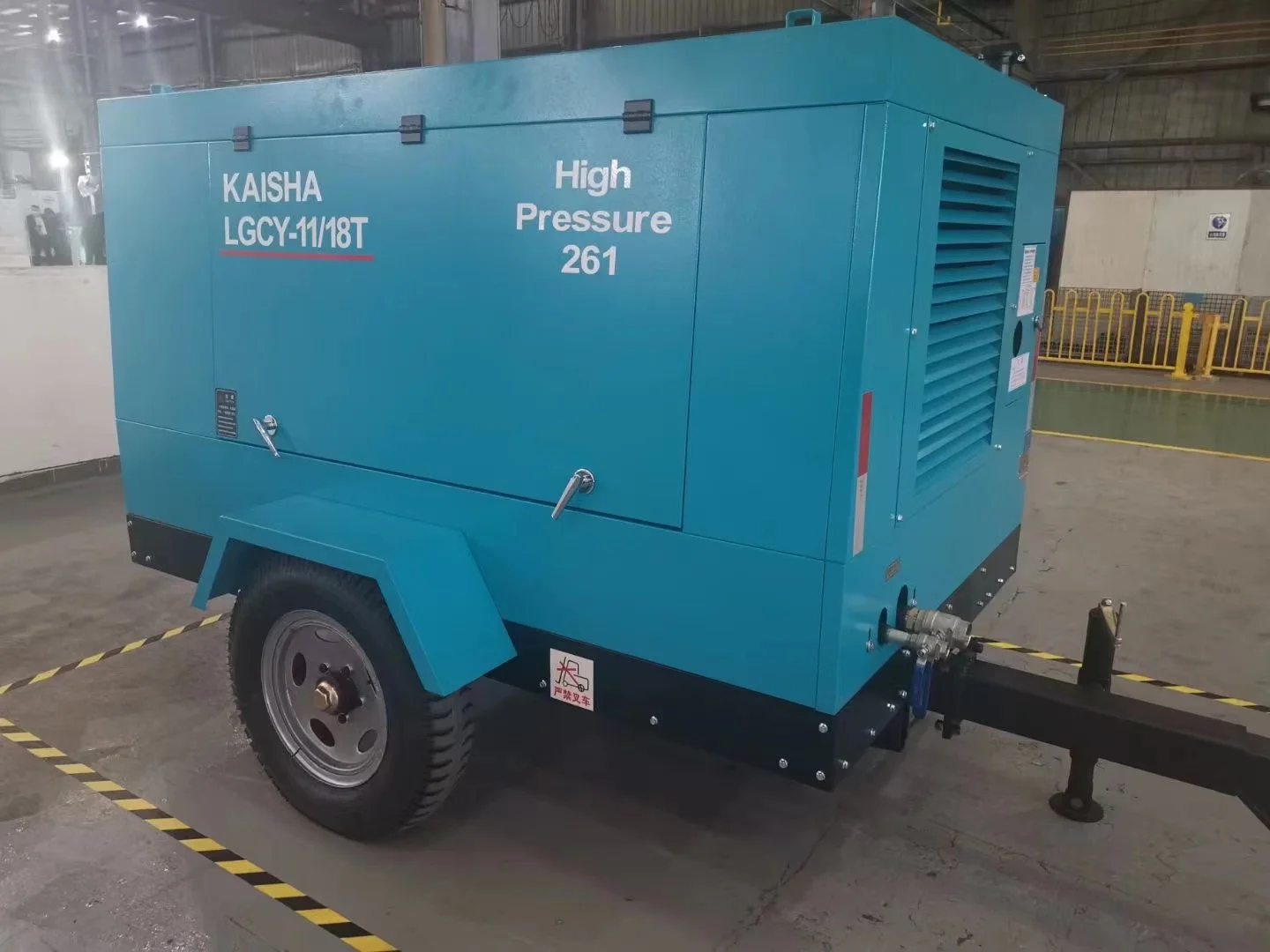 Hot sale  driven diesel portable screw air compressor
