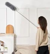 Household dust removal retractable feather duster