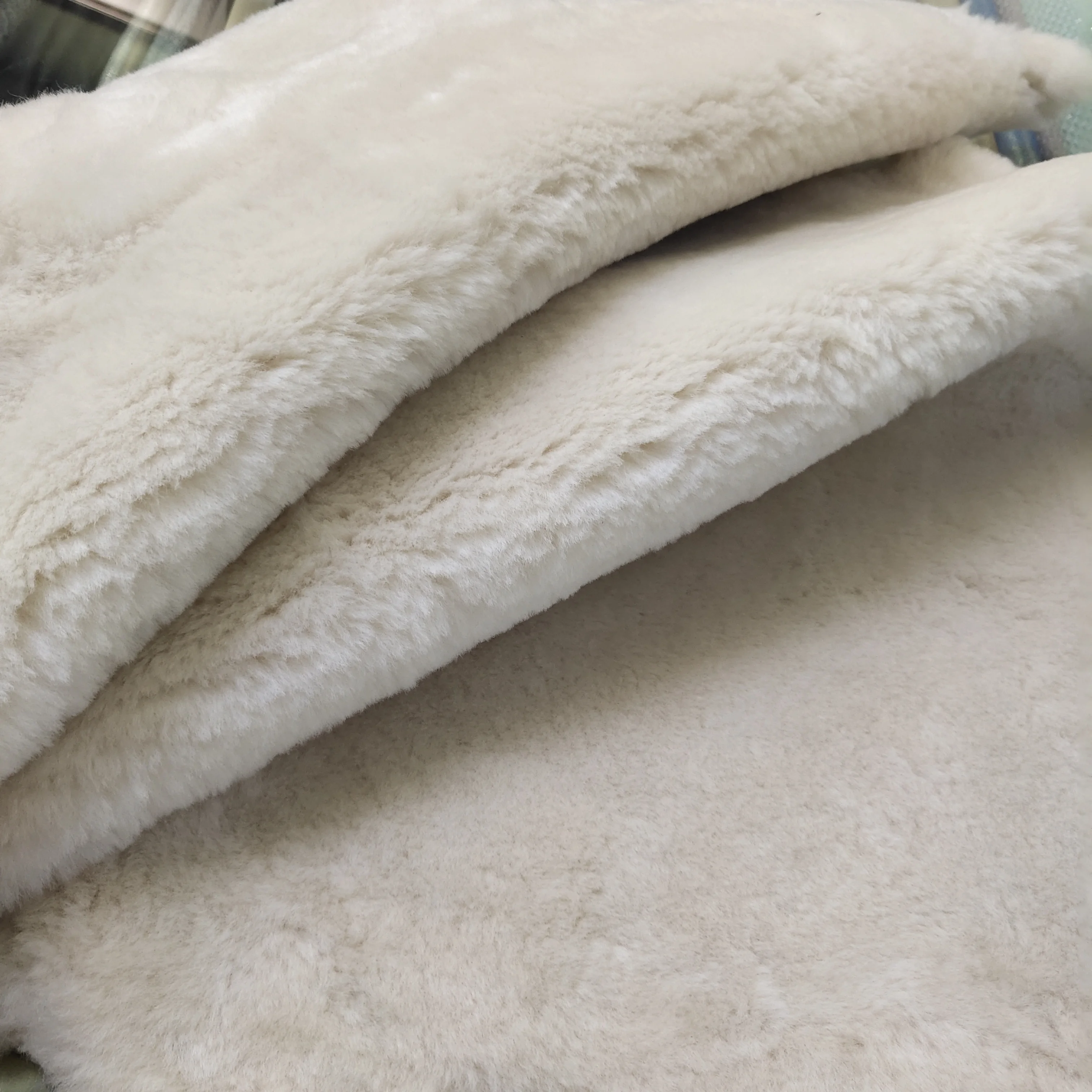 Natrual sheep lamb rug real sheepskin hair carpet for shoes handbags garment