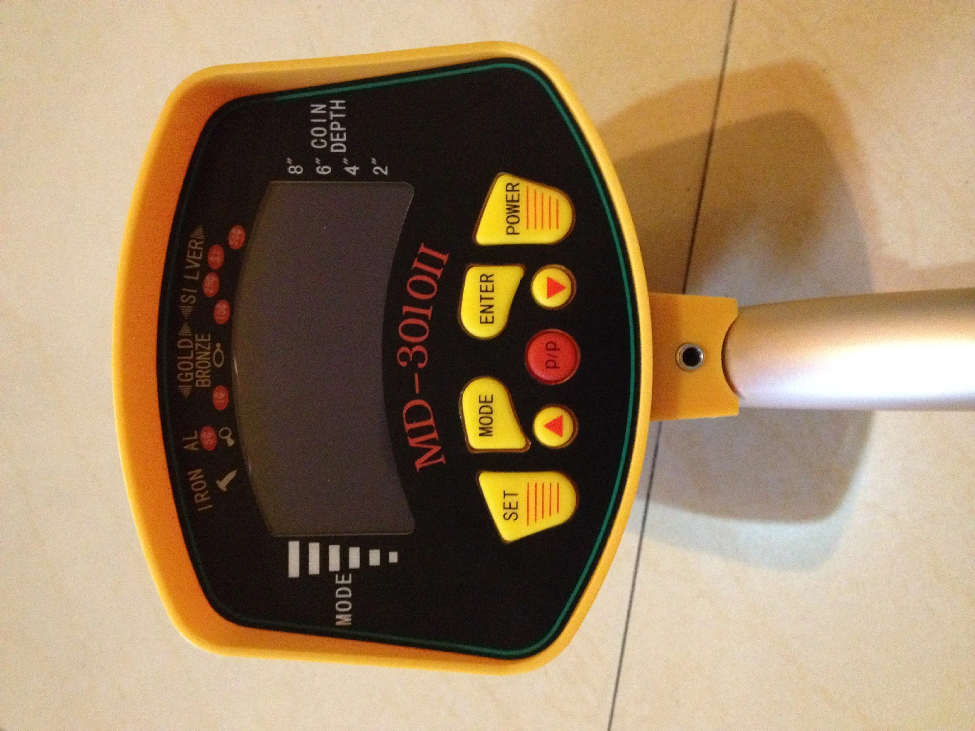 Handheld Metal Detector Bounty Hunter Treasurmiyanter Price Deep Metal Detector for Gold Guangzhou Rc 2years MD-3010II OEM,OBM