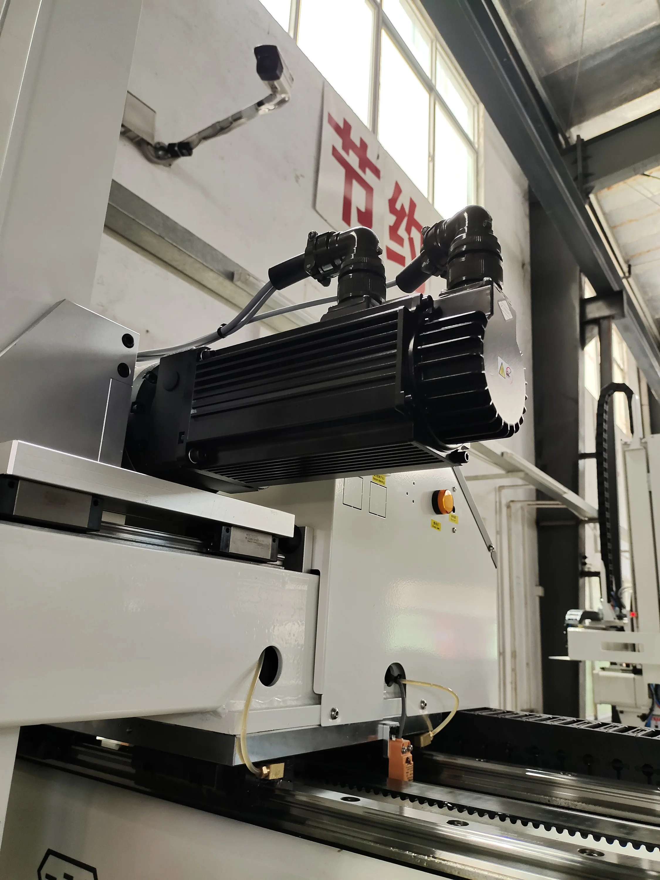 The high speed frame material handling robot Runma brand