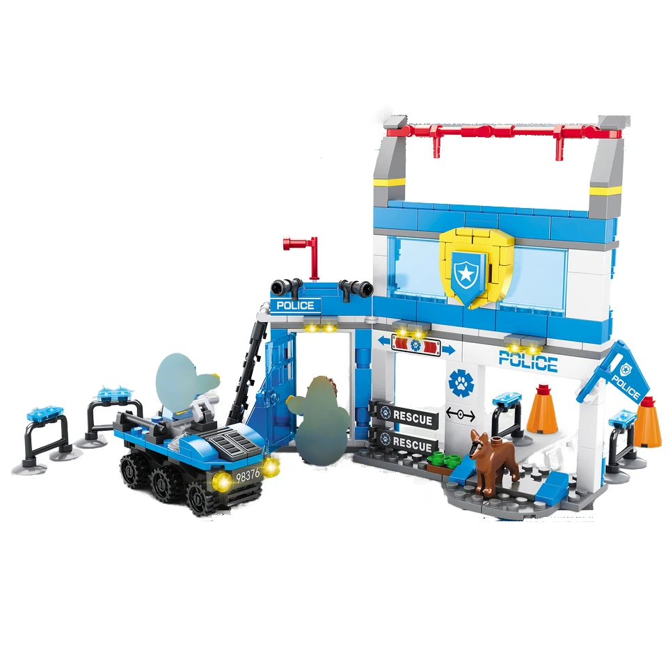 Police Station Construction Set With Mini Officer Thief Figures Chasing Game Educational Role-Play Fun Play Set Building Block