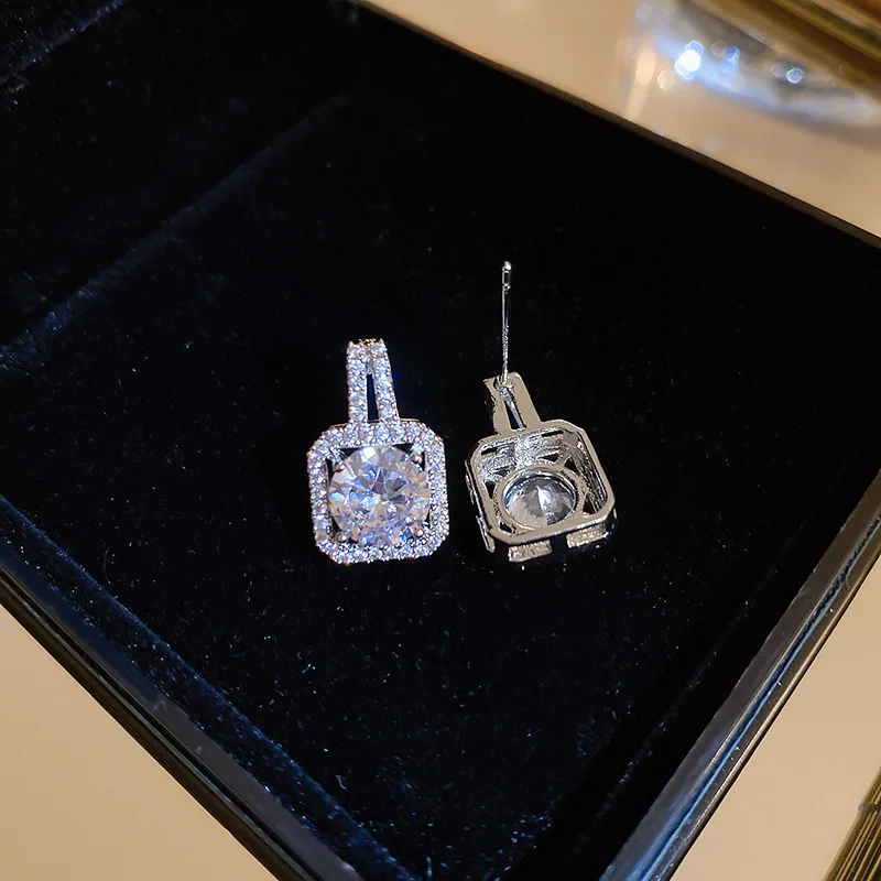 Silver Needle South Korea Light Luxury Zircon Square Fashion Small Design Temperament Advanced Wholesale Stud Earrings for Woman