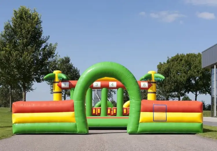 Alliance Outdoor Team Building Games Yard Custom Commercial Jumping Castle Playground Inflatable Running Horse Game