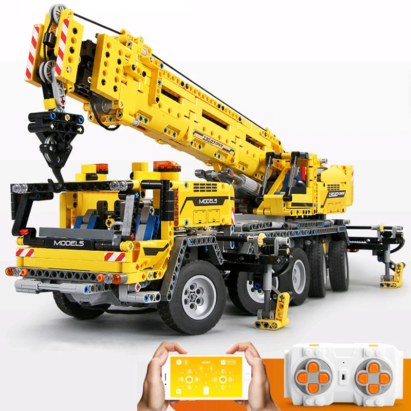 1/8 scale mechanical crane toy APP controul remote control bricks car toy 2590 pcs big size building bricks truck car toy