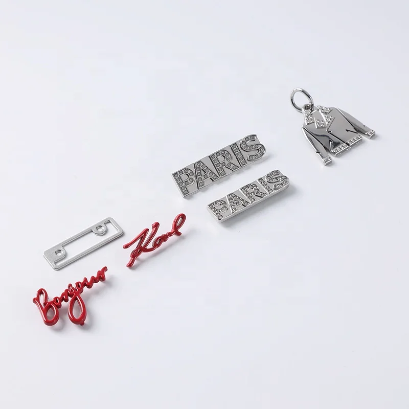 YHG Embossed Tag Plate Zinc Alloy Letter Custom Logo Rivet Metal Label Plaque for Clothes Coat Handbags