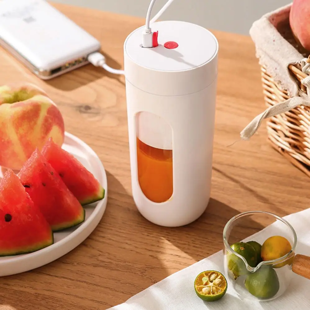Smart automatic portable juicer bottle professional Rechargeable Electric Portable cup juicer extractor