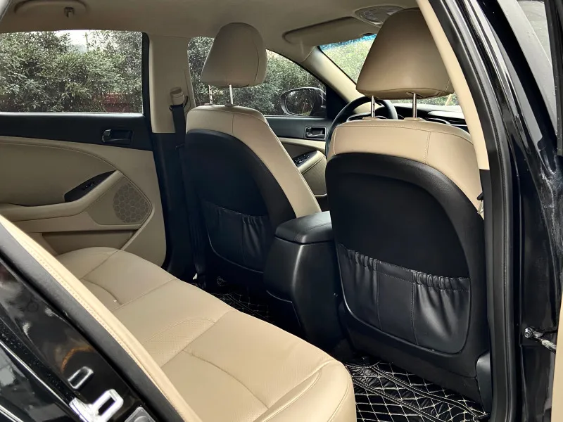 Роскошные подержанные автомобили K5 Kaiku 5
