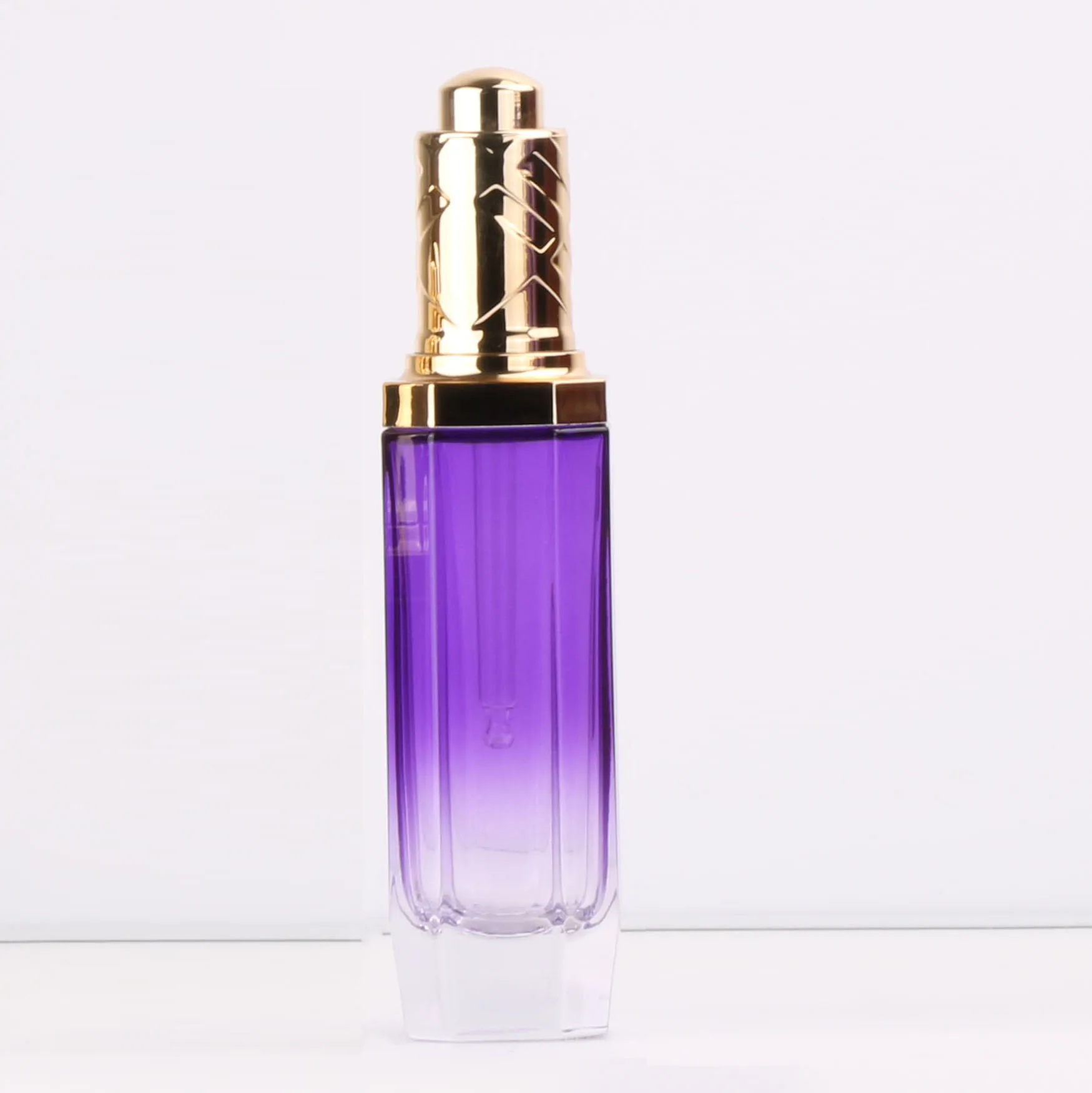 Best Quality 50 ml fancy purple cube Octagonal hexagon CBD essence oil face glass bottle body oil packaging set good price