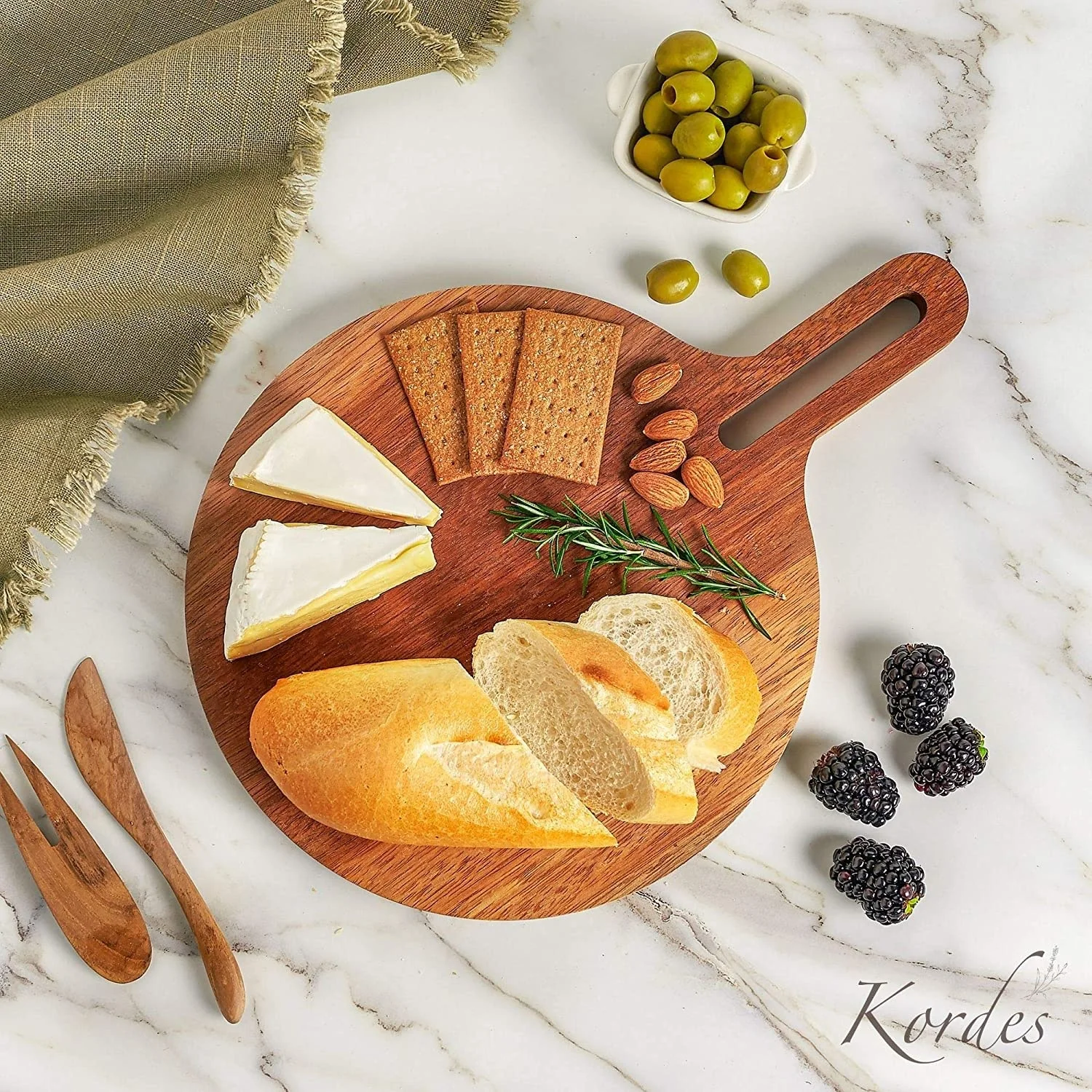 Handmade Custom Logo Engraved Kitchen Bamboo Wood Cutting Board Wooden Chopping Boards Silk Customized Hot Craft