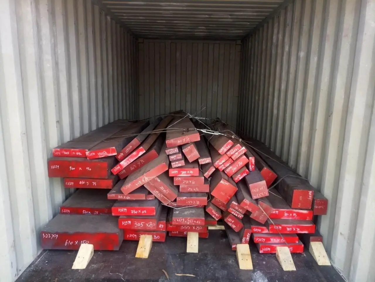 din 1.2379 cold work  steel round and flat hot sale cheap steel in stock