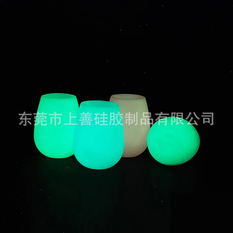 Glow in the dark silicone drinking wine glasses luminous outdoor portable travel water glasses cups Custom logo for party bar
