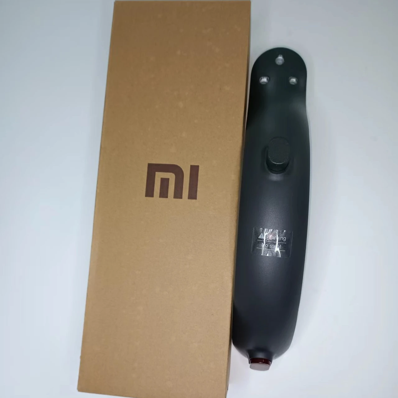 Hot sell popular original Xiaomi Rear Fender Xiaomi M365/M365 Pro electric scooter Rear Fender with Tail Lights Parts
