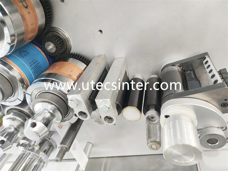 UGS1006 Impresora de etiquetas del lavado rotativa textile clothing washable apparel label rotary letter press printer