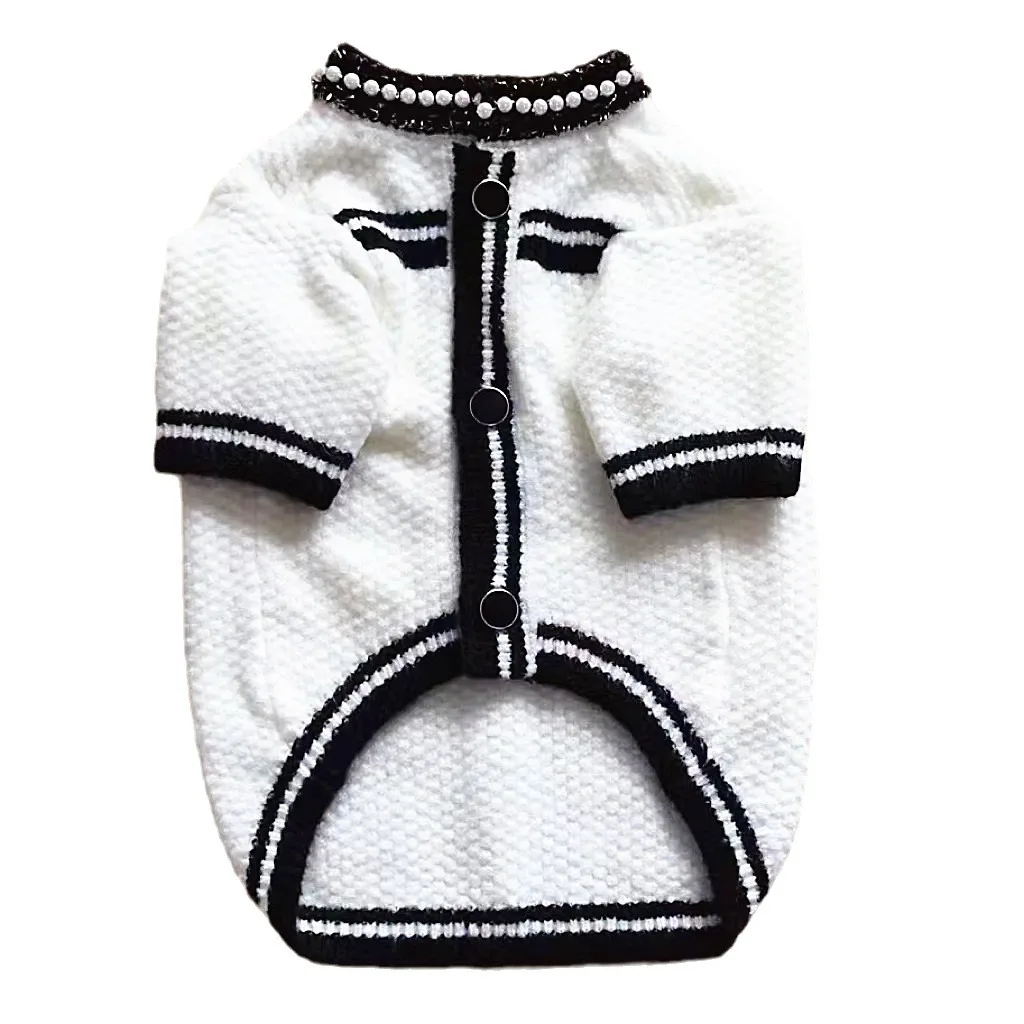 Good Quality Hand Knit Crochet Luxury Designer Dog Coat Winter Custumade Dog Clothing Pet Products Top Sellers Pet Clothes