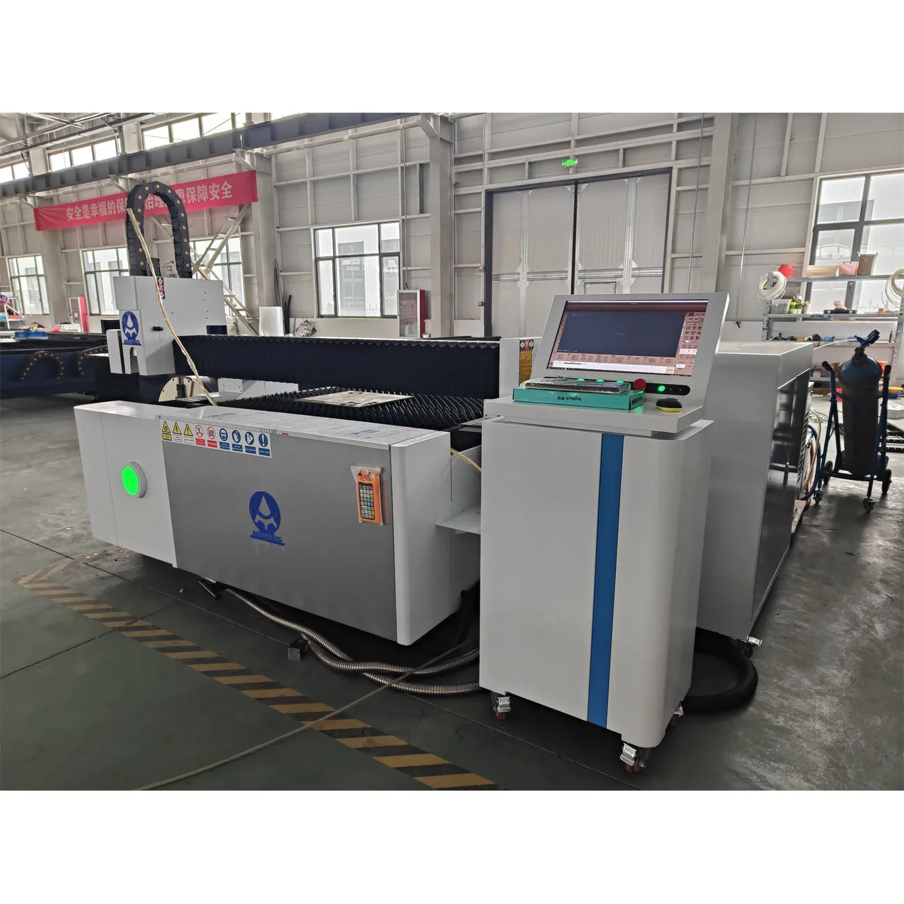 2000w 3kw 6kw Power Fiber Lazer Steel Cutter Aluminum Iron Sheet Metal Pipe Iron Cnc Laser Cutting Machines