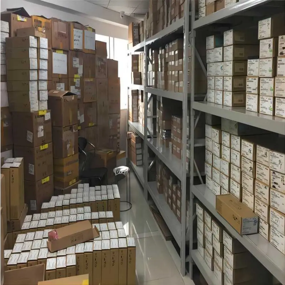 New Original EPCS16N ALTERA with low price SOP8 In stock electronic components BOM list