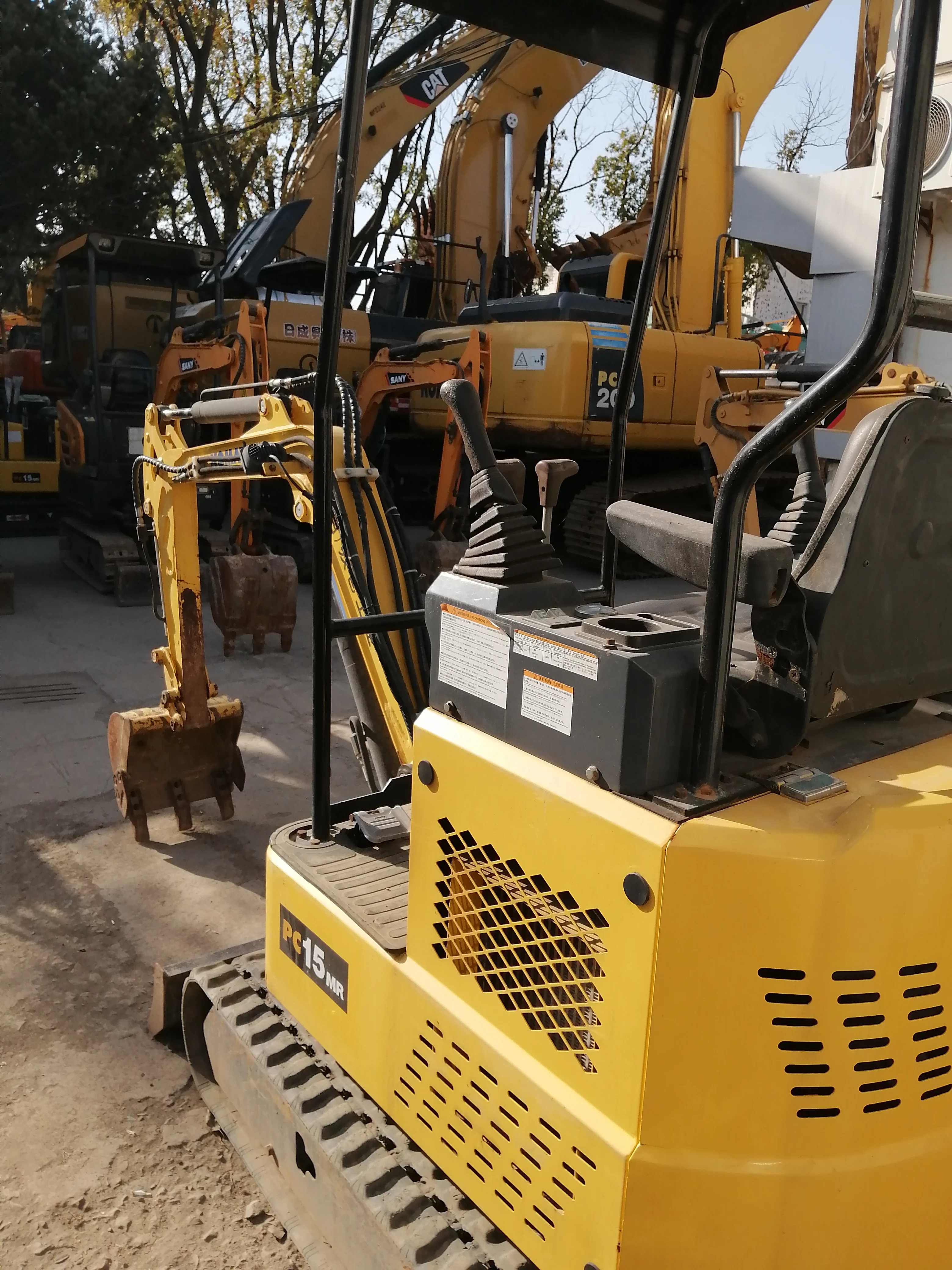 Second hand komastu pc15 pc30 pc35 pc40 pc55 mini excavator Japan 90% new cheap price good quality Komatsu micro used pc15