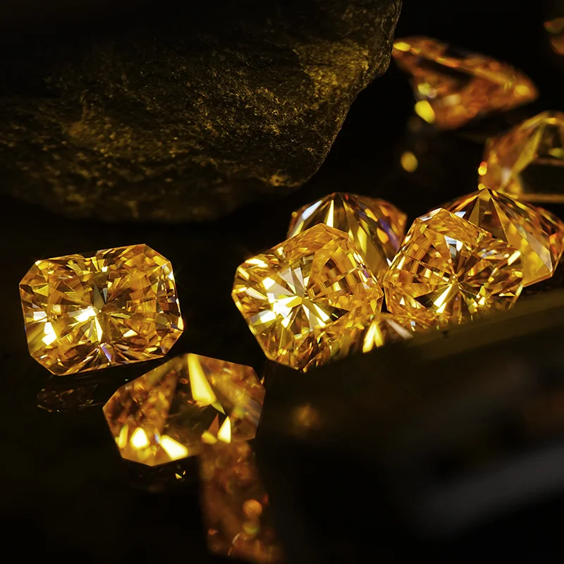 Top Quality Lab Grown Gem Stone VVS Clarity Color Diamond CVD Nature Yellow Green Radiant Cut 1ct Moissanite Loose