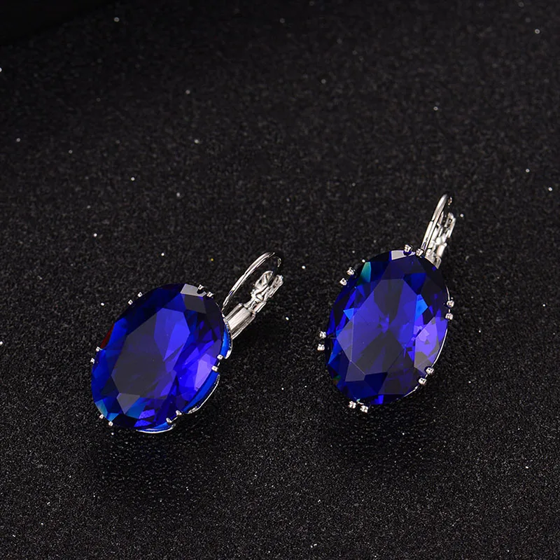 Summer ladies vintage minimalist square lab grown diamond earrings