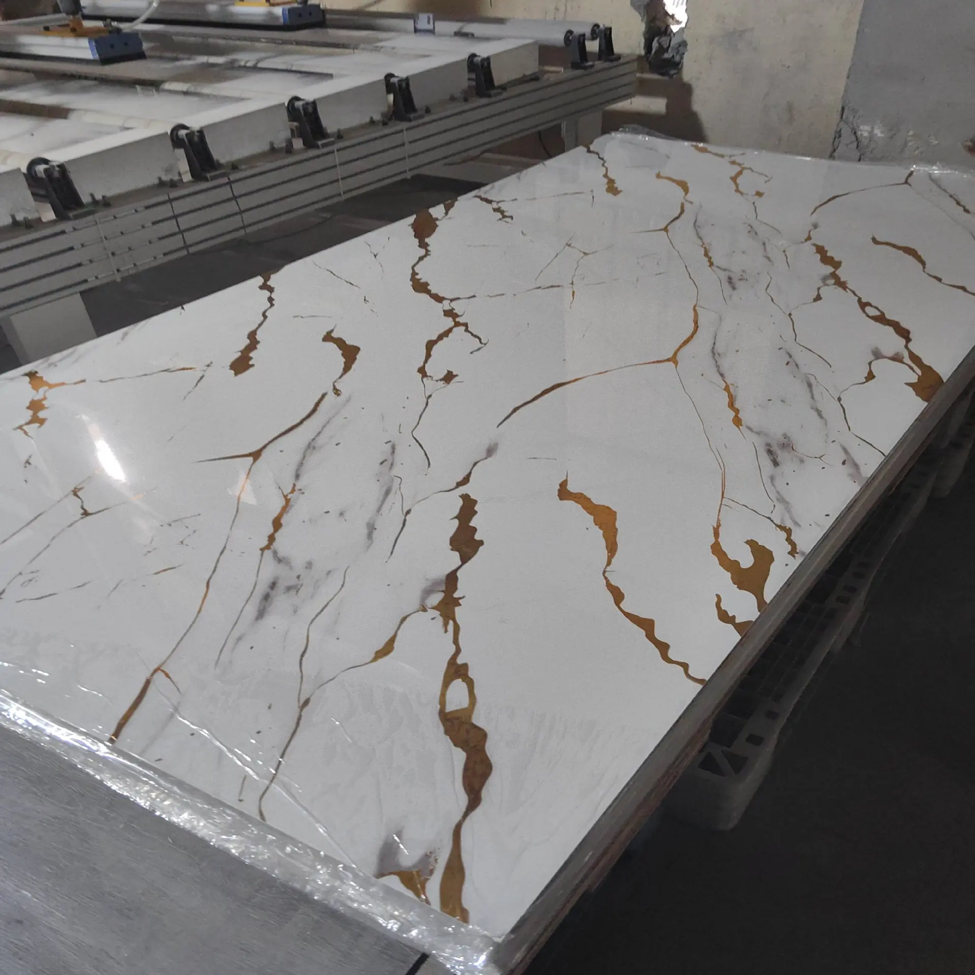 OEM Custom 1220x2440 1220x2800 Artificial PVC Plastic Materials Wall Panel / UV Marble Sheet