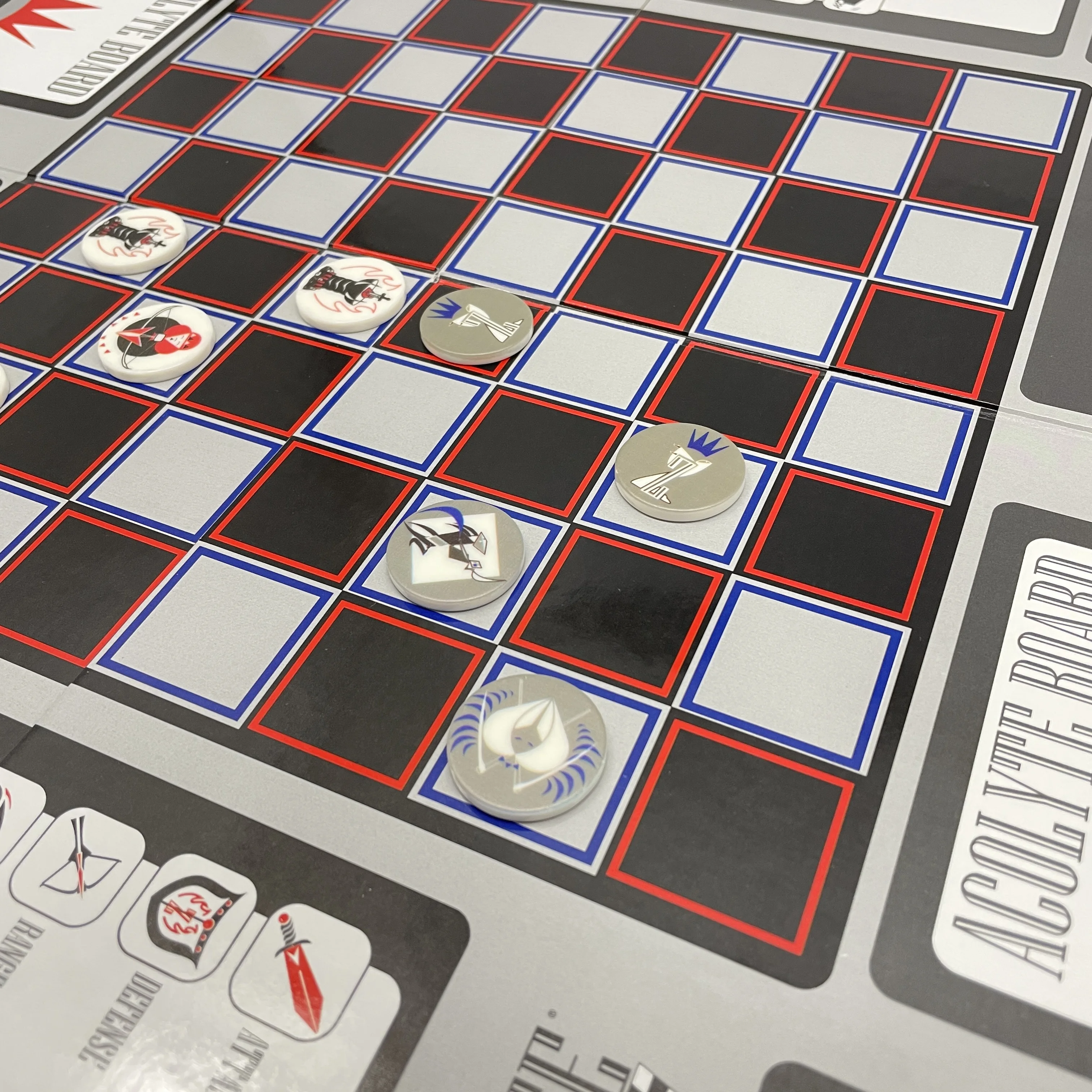 Customize board game high quality Monopoli board game and plastic house manufacture