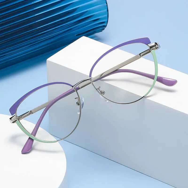 Wholesale Optical Glasses Computer Optical Glasses Metal Cat Eye Metal Photochromic Blue Light Blocking 2024 Newest Women