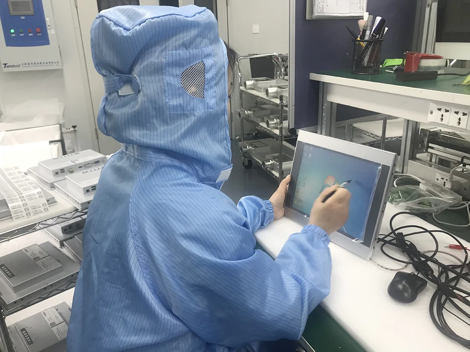 21.5 inch Inter Core i5 Capacitive touchscreen Machine Operation Panel Industrial display with push button