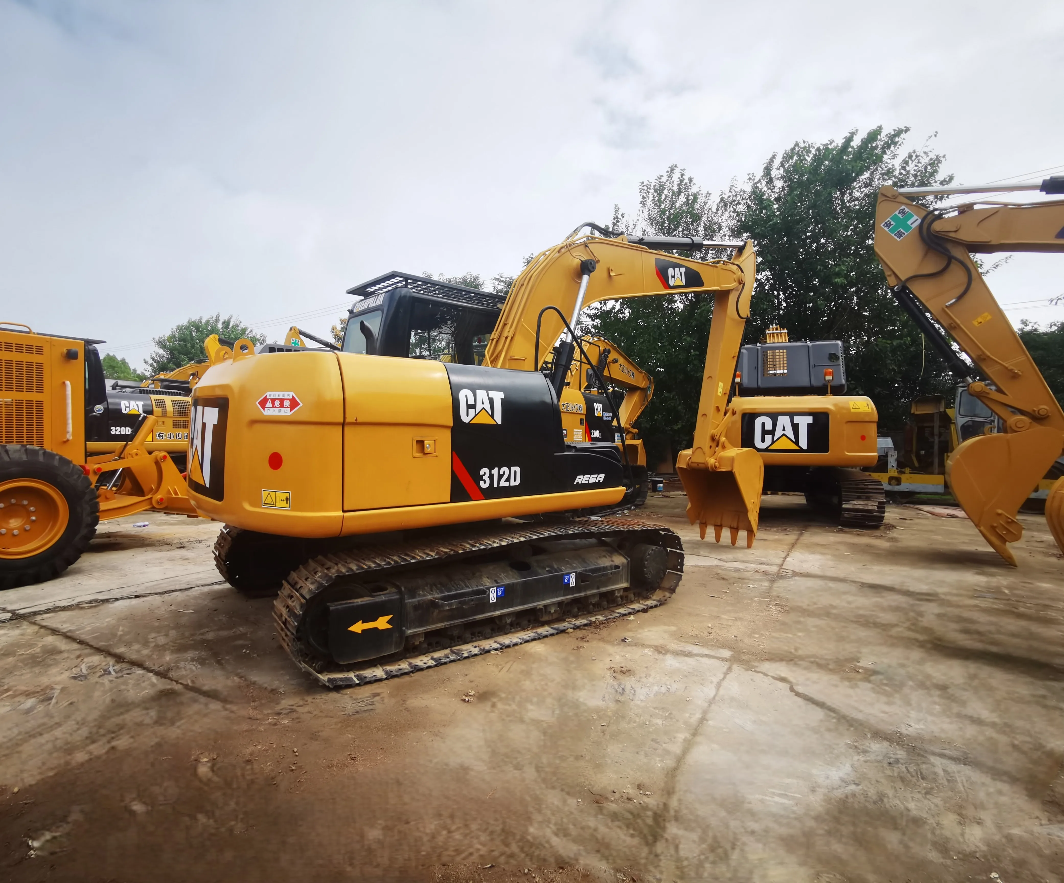 Мощный 12-тонный гусеничный экскаватор Caterpillar CAT312D 312D2 с коротким использованием 1-1000 ч 72 кВт