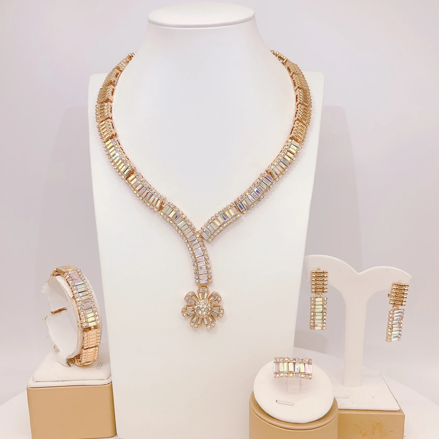 Flower Fashion Wholesale Bridal Jewelry Set Colorful Rhinestone Zircon Jewelry Set High Quality Simple Four-piece Jewelry Set