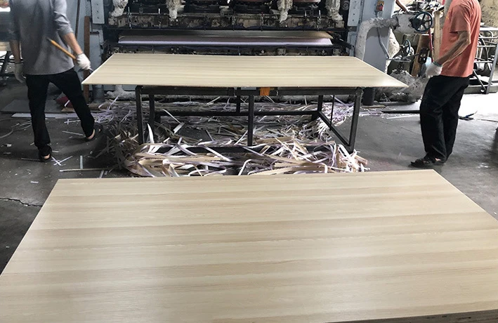 Commercial Plywood with Okoume Face Veneer 3-6mm Basswood Birch Core 9-18mm CNC Laser Cutting