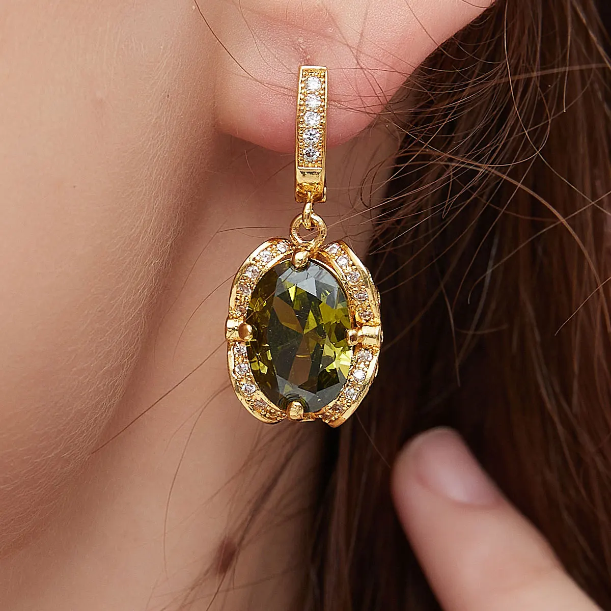 NATUNA Fine Customized Wedding Green Zircon Necklace Earrings Designer 18k Gold Emerald Jewelry Sets