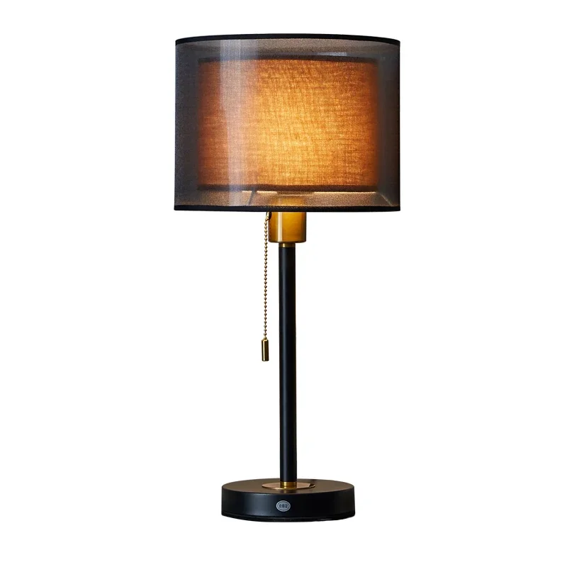 American Gold Table Lamp Nordic Bedroom Bedside Lamp Simple Modern Luxury Warm Household Desk Lamp Luminria De Mesa Lampara