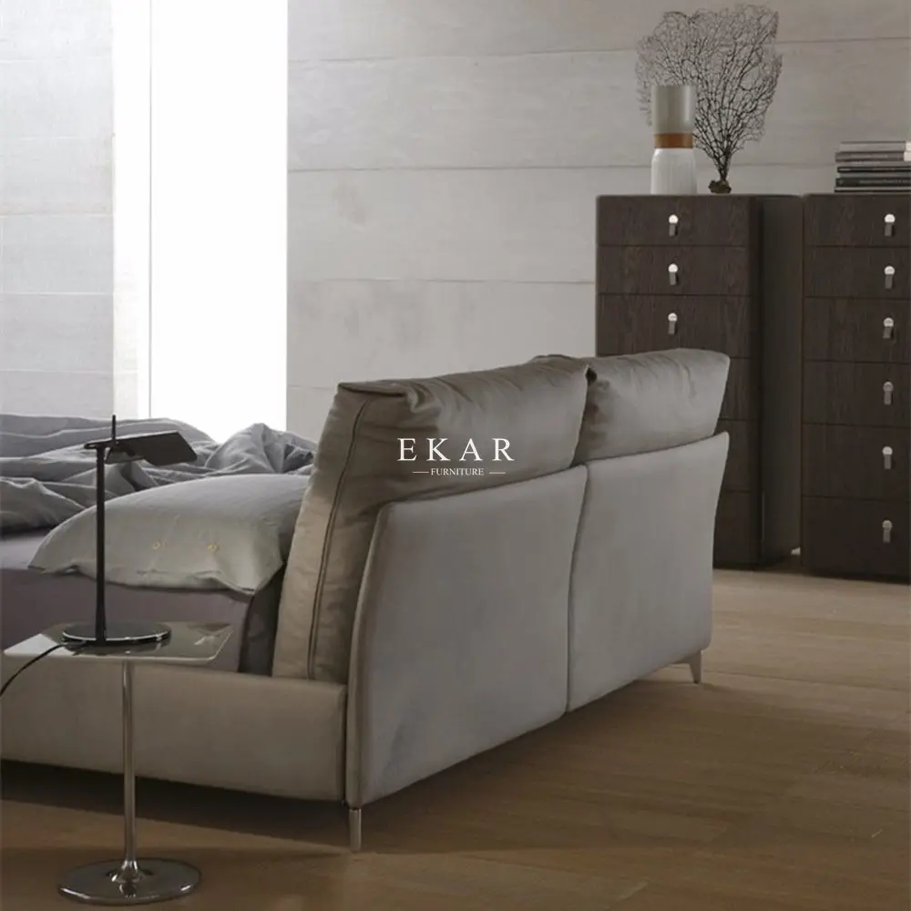 Italy Latest Fabric Soft Bed Bedroom Home Furniture Solid Wood Bed Frame King Size Double Bed