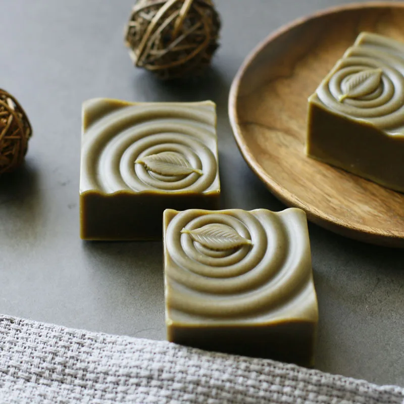 OEM Wholesale Private Label Skin whitening 24K Gold Flower Fruit Herbal Soap Amino Acid Soap