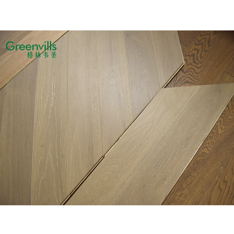 In stock!! Factory price!!  Engineered chevron oak flooring, natural wood, white limed hardwood indoor used