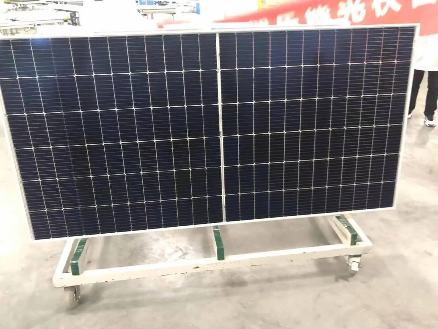 solar panels residential 550w 1000w mono half cut  585w 600W chinese solar panels for sale