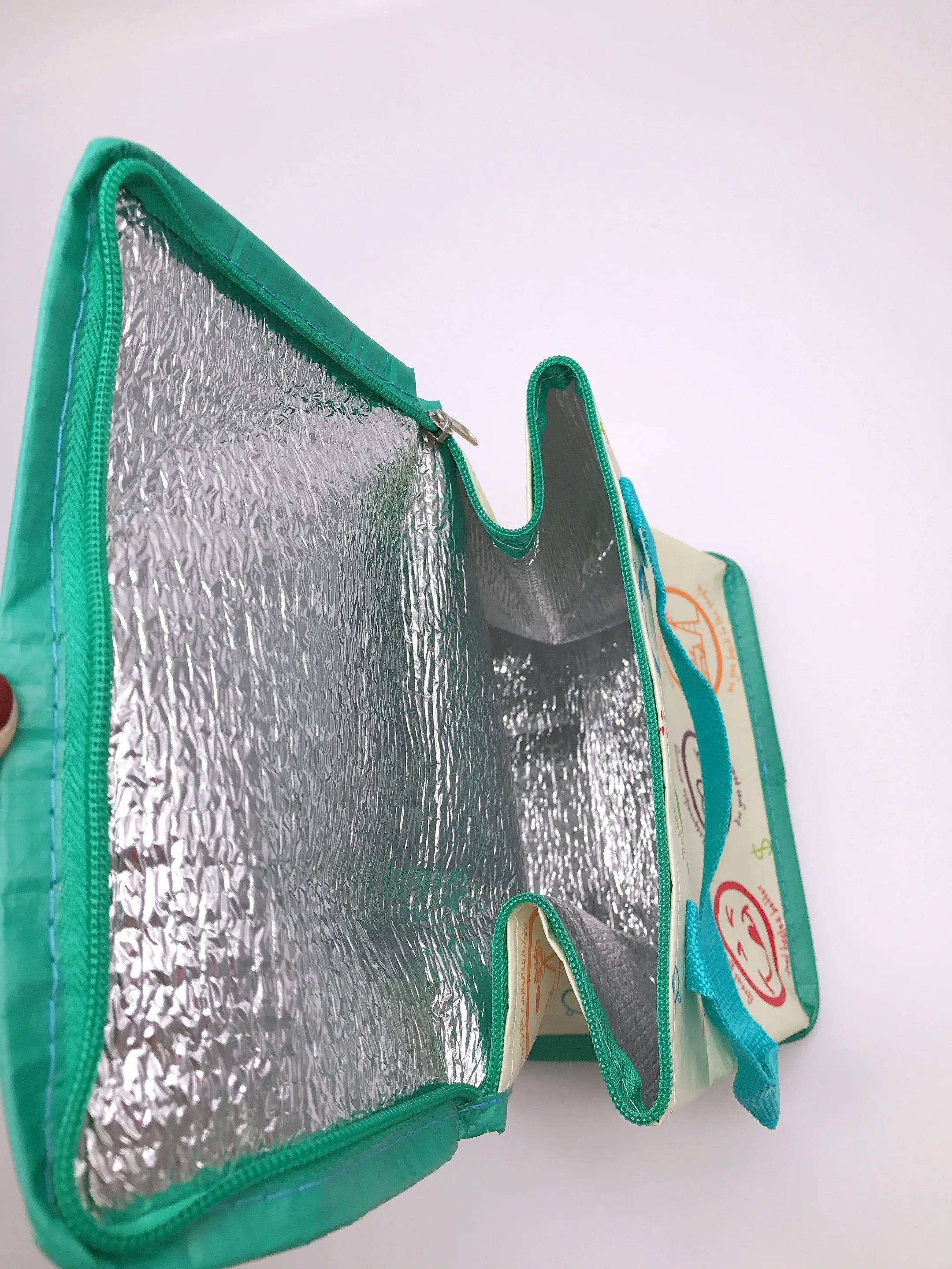 Customized Good Quality PP Woven Material Wine Cooler Bag for Shopping