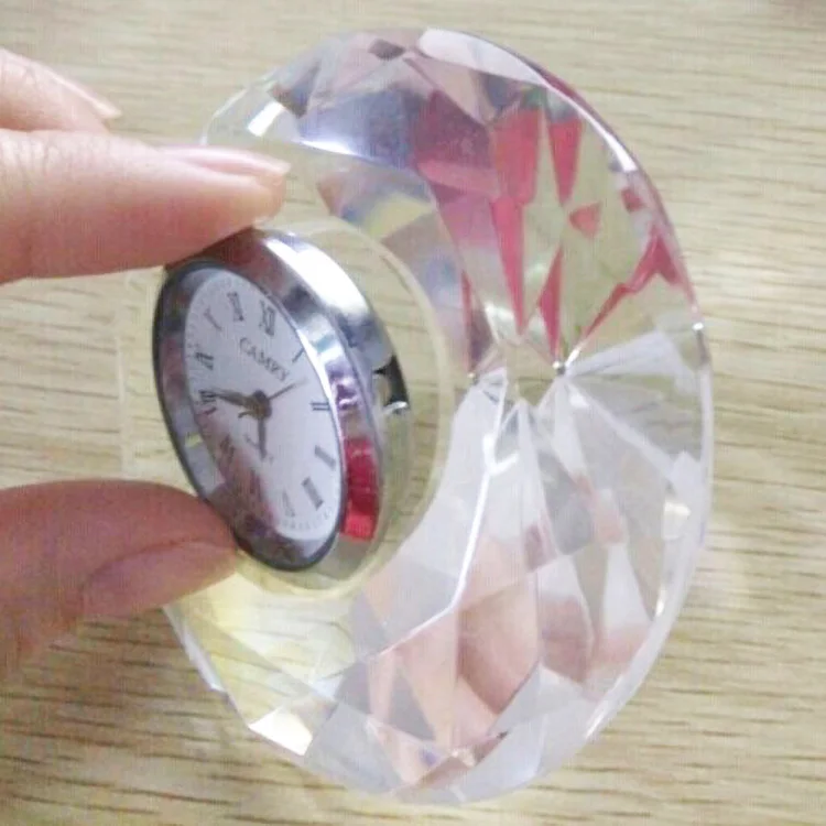 Crystal Clock For Office Desk Decoration Cheap Gifts Diamond Shape Crystal Clock K9 Crystal Glass Diamond with Clock for Gift