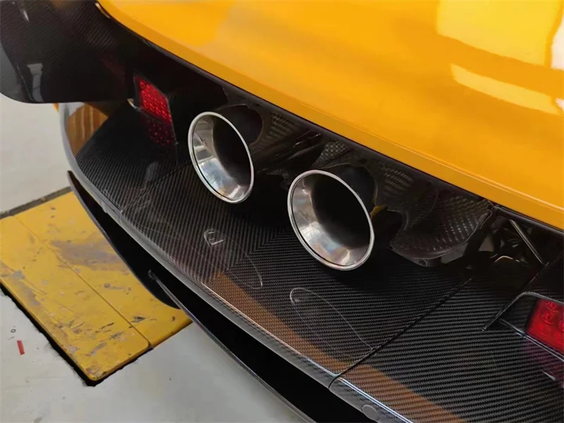 Applicable to 2015-2018 Mclaren 540C 570S 570GT front bumper lip side skirt rear GTR style dry carbon fiber body kit