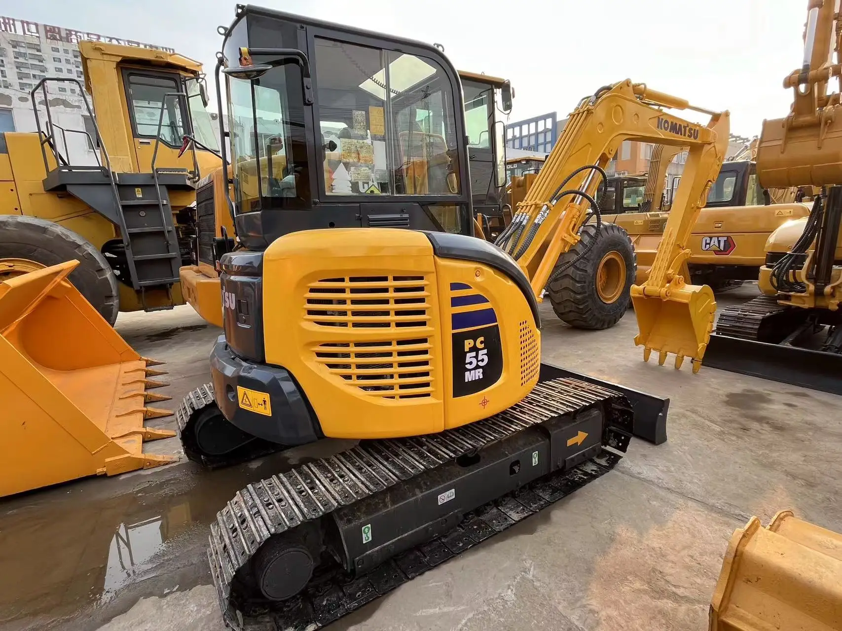 Good condition used digger komatsu PC 55 MR 5.5 tons with cheapest price for sale