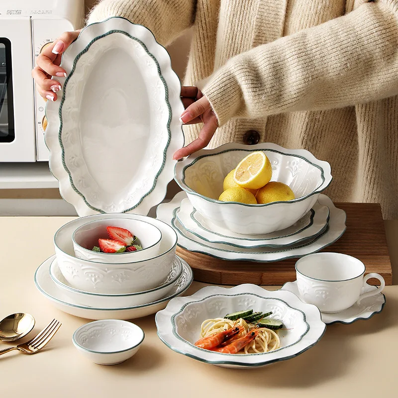 Chaozhou High Quality Nordic Style Embossed Dish Set Simple Flower Emboss Type Ceramic Dinnerware