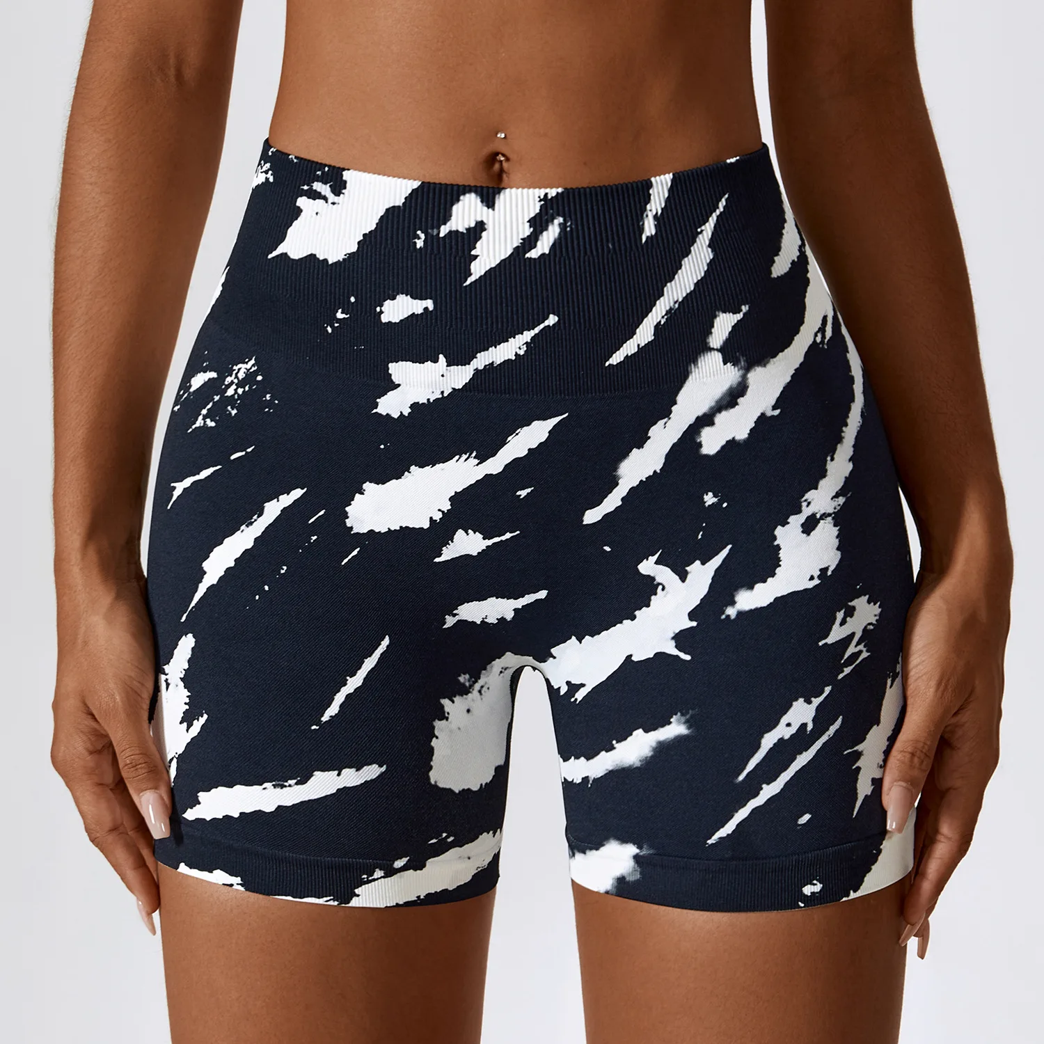 Seamless Women Biker Shorts Active Wear Workout Compression Scrunch Butt High Waisted Yoga Shorts Pants In Digital Printing