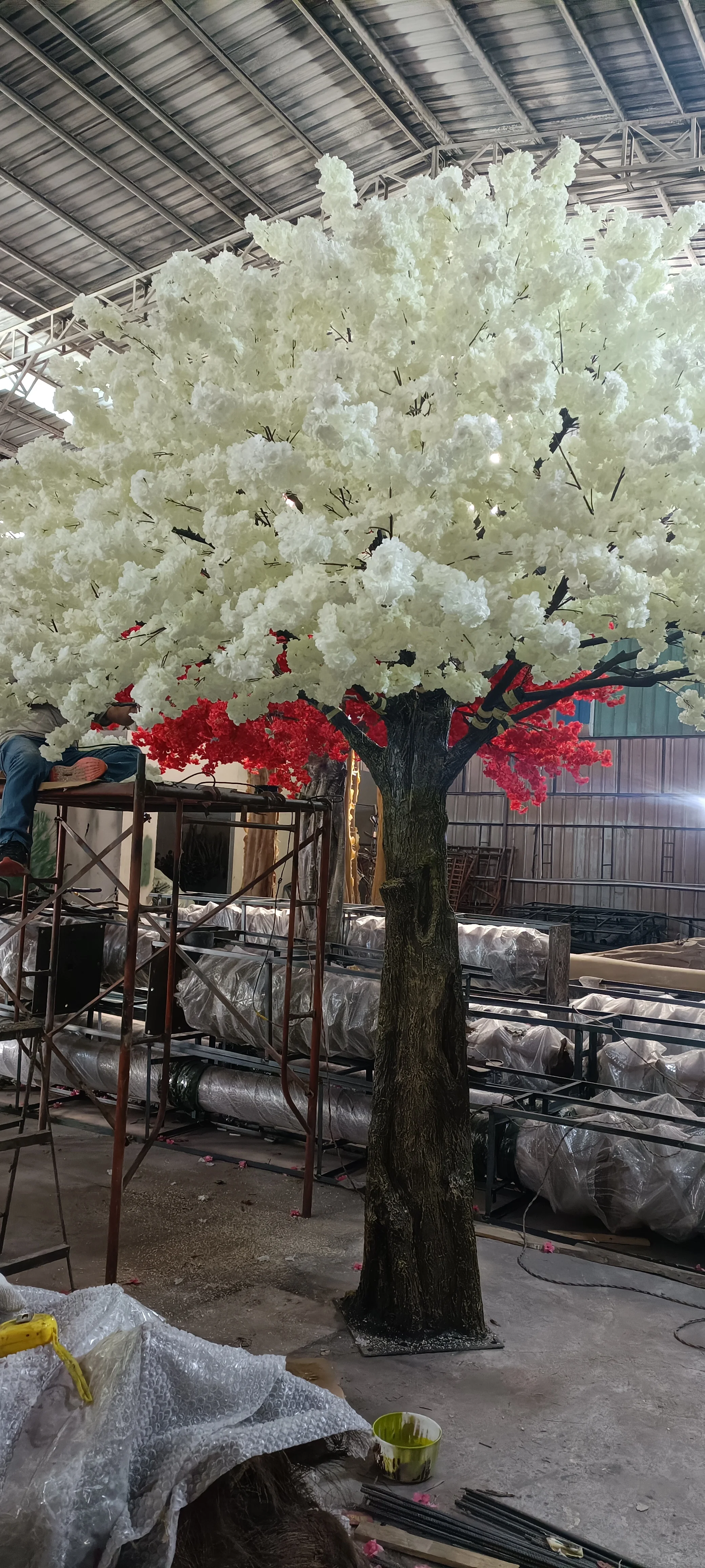 Artificial flowering treesCherry Blossom Tree Wedding Decorationcherry blossom tree centerpiece
