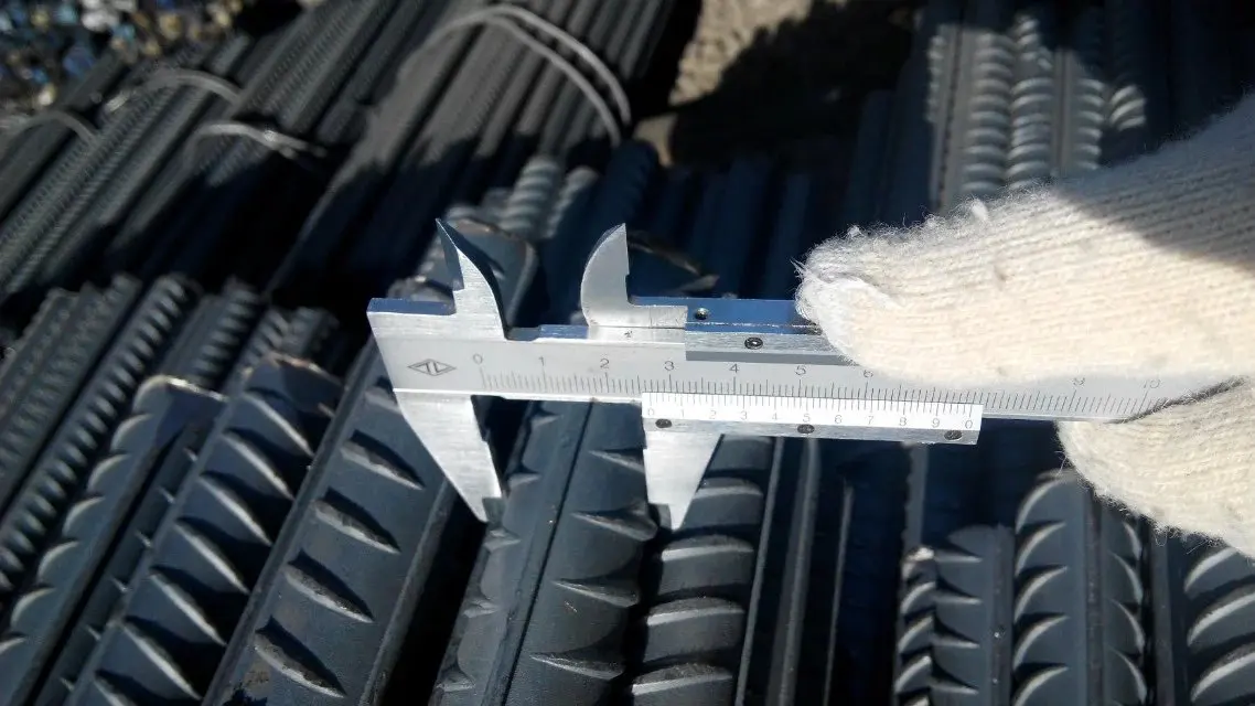 Supply in stock HRB 400 HRB500 ribbed steel hot rolled deformed straight steel rebar 14mm