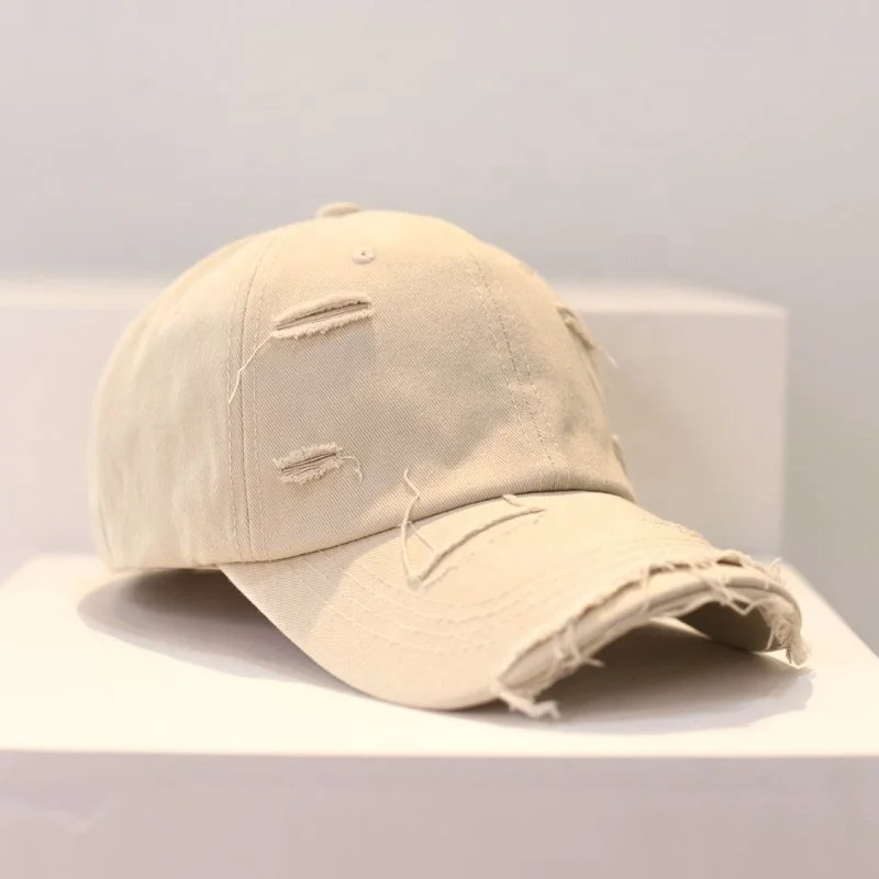Бейсболка с 6 рваными краями